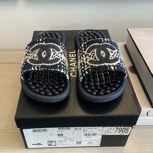 CHANEL Slide on Sandals - Navy and White
